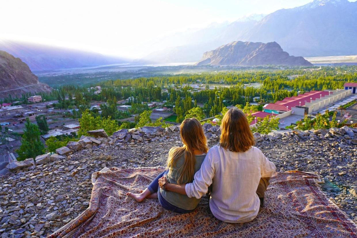 Hotel Mountain Lodge Skardu Buitenkant foto