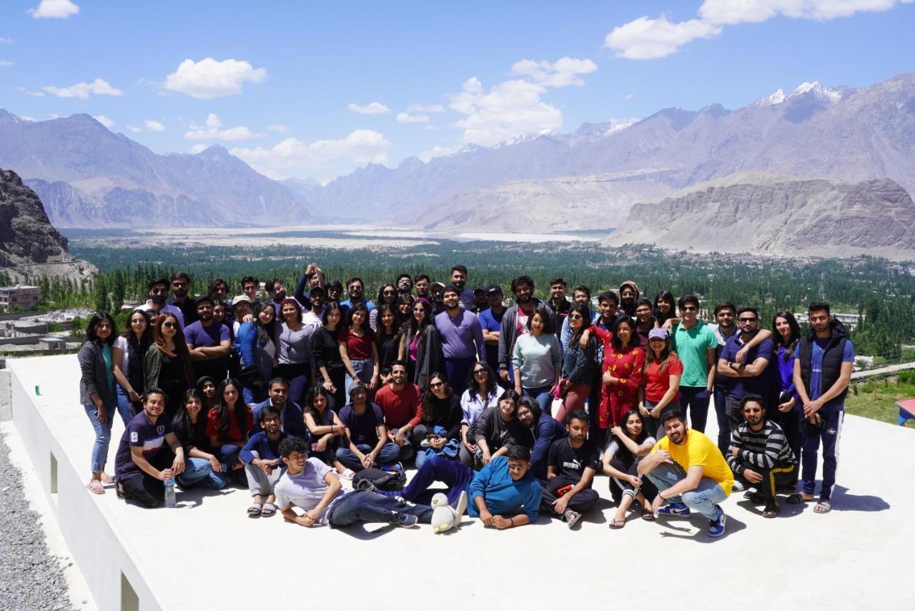 Hotel Mountain Lodge Skardu Buitenkant foto