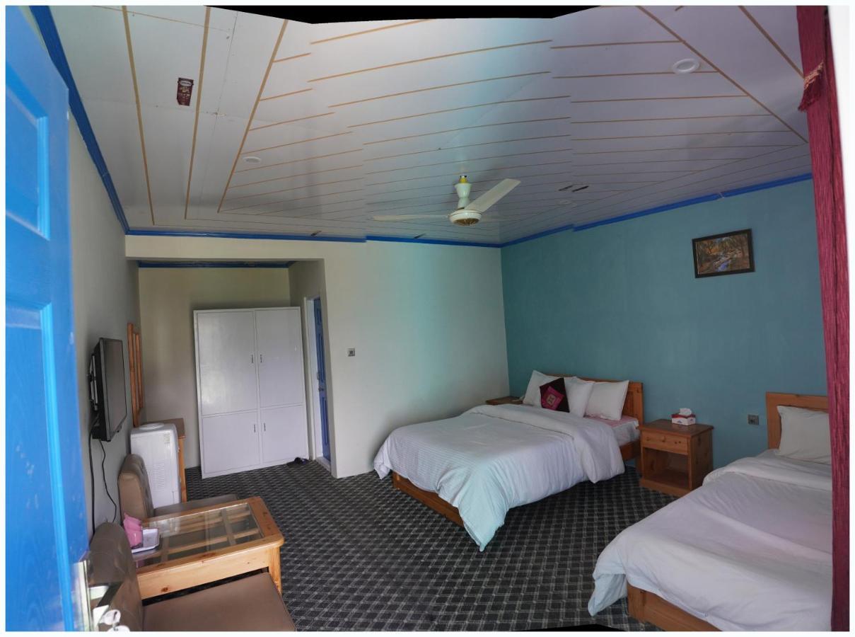 Hotel Mountain Lodge Skardu Buitenkant foto