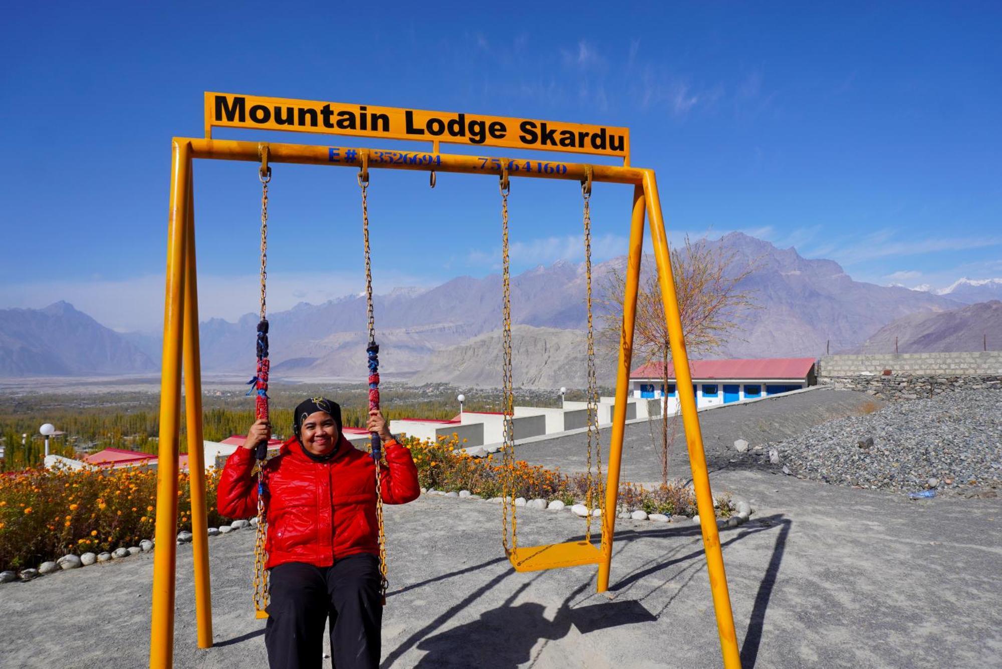 Hotel Mountain Lodge Skardu Buitenkant foto