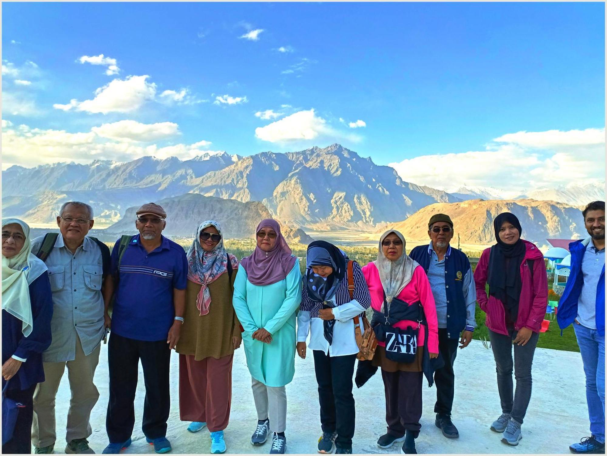 Hotel Mountain Lodge Skardu Buitenkant foto