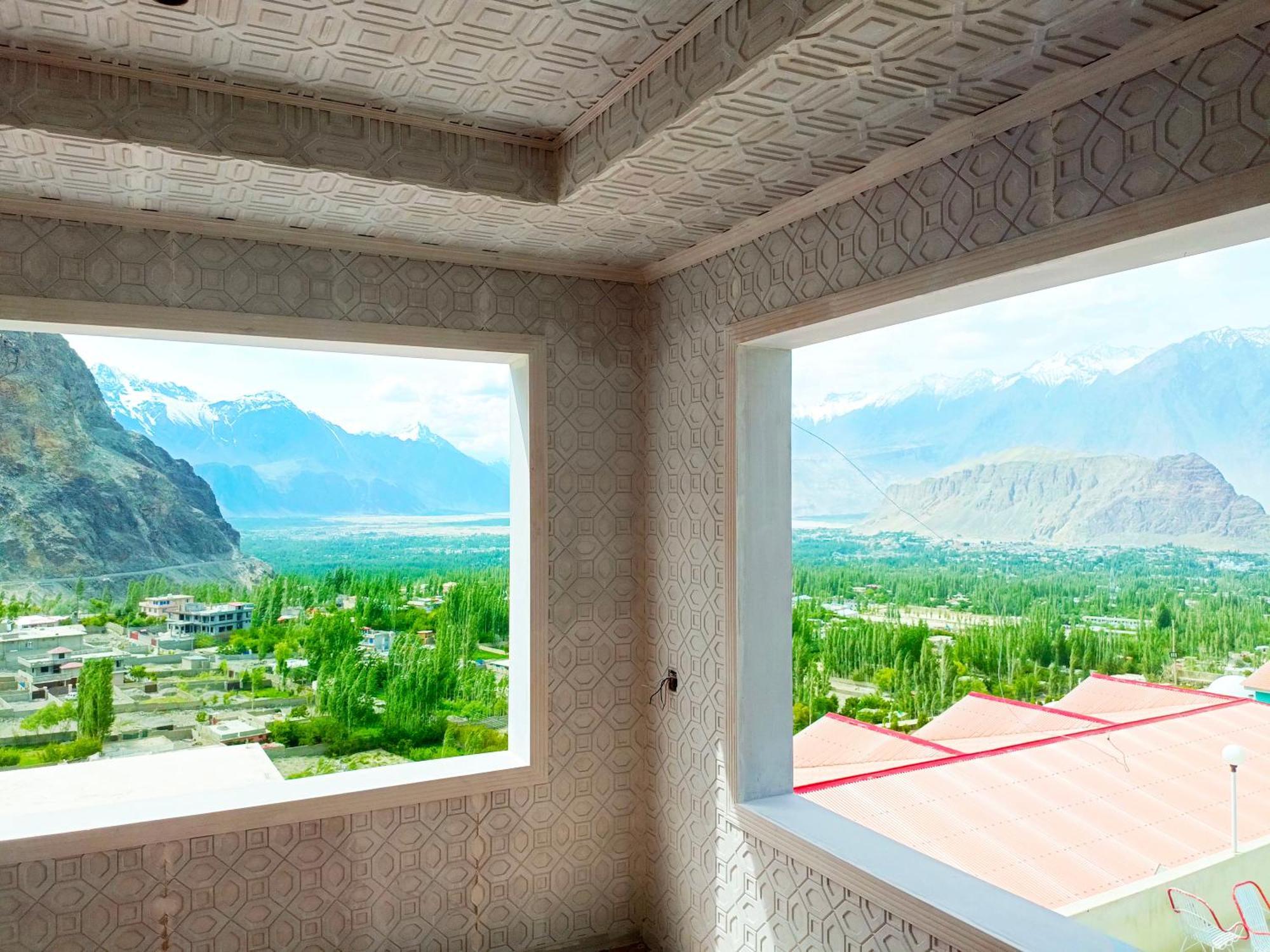 Hotel Mountain Lodge Skardu Buitenkant foto