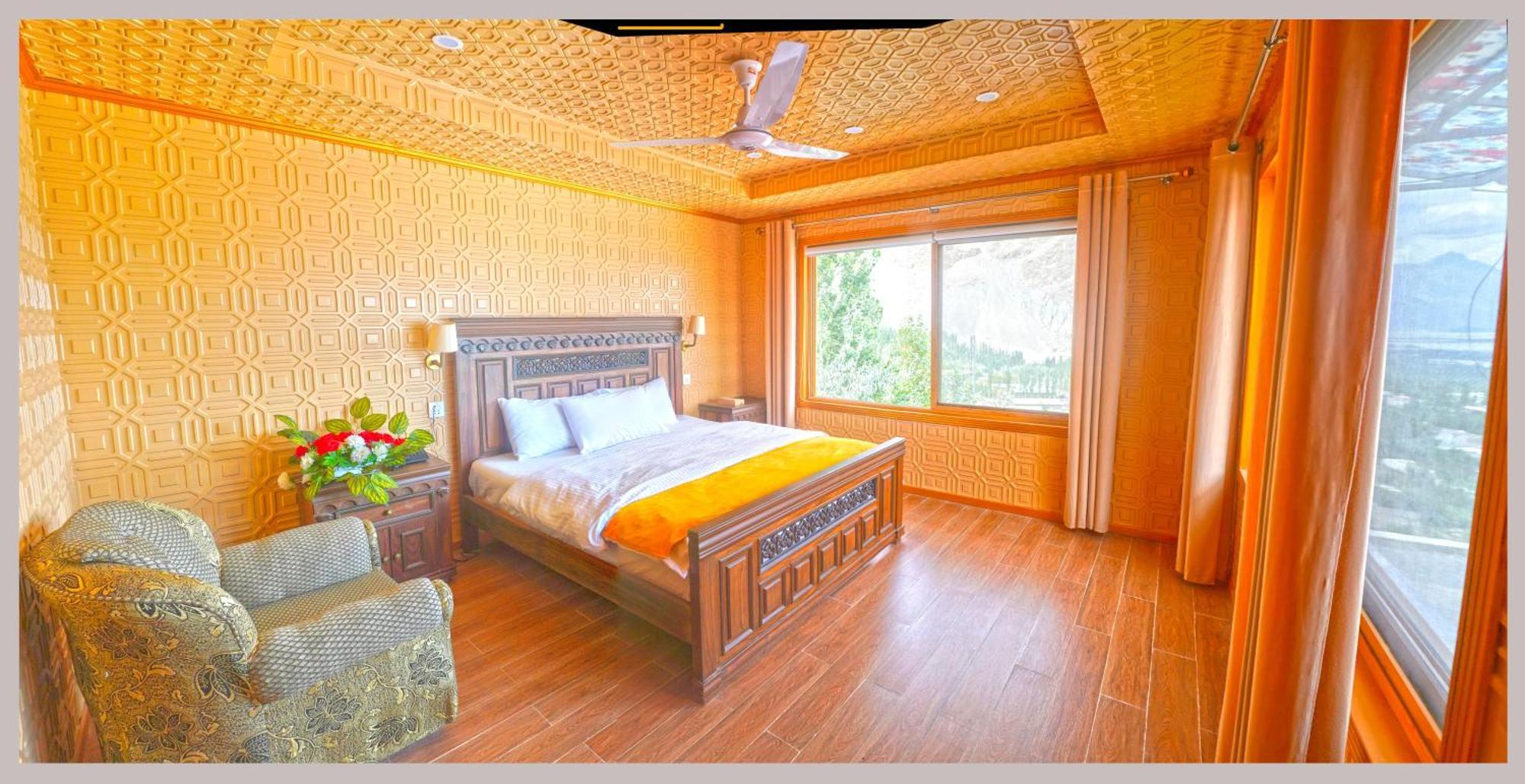 Hotel Mountain Lodge Skardu Buitenkant foto